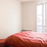 Charming Parisian T2 With Rooftop View