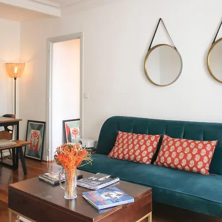 Charming Parisian T2 With Rooftop View Appartamento